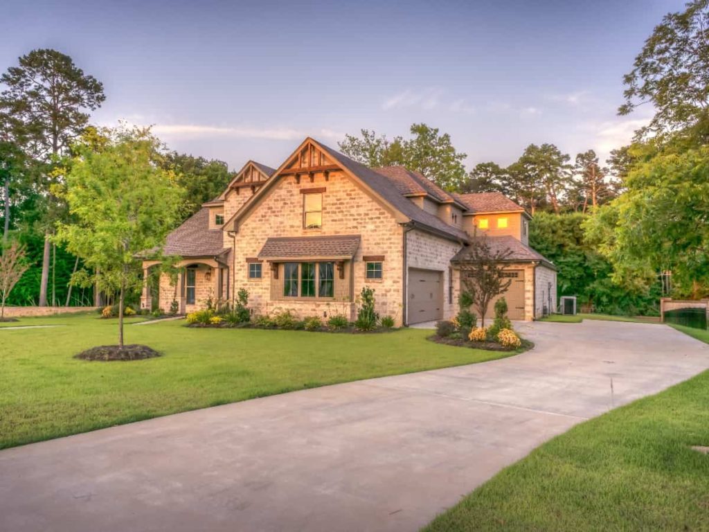 house with a long driveway