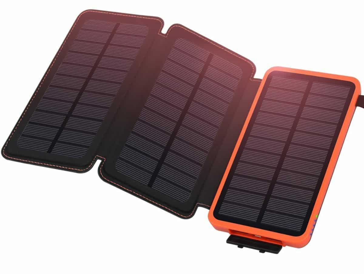tri fold solar power bank