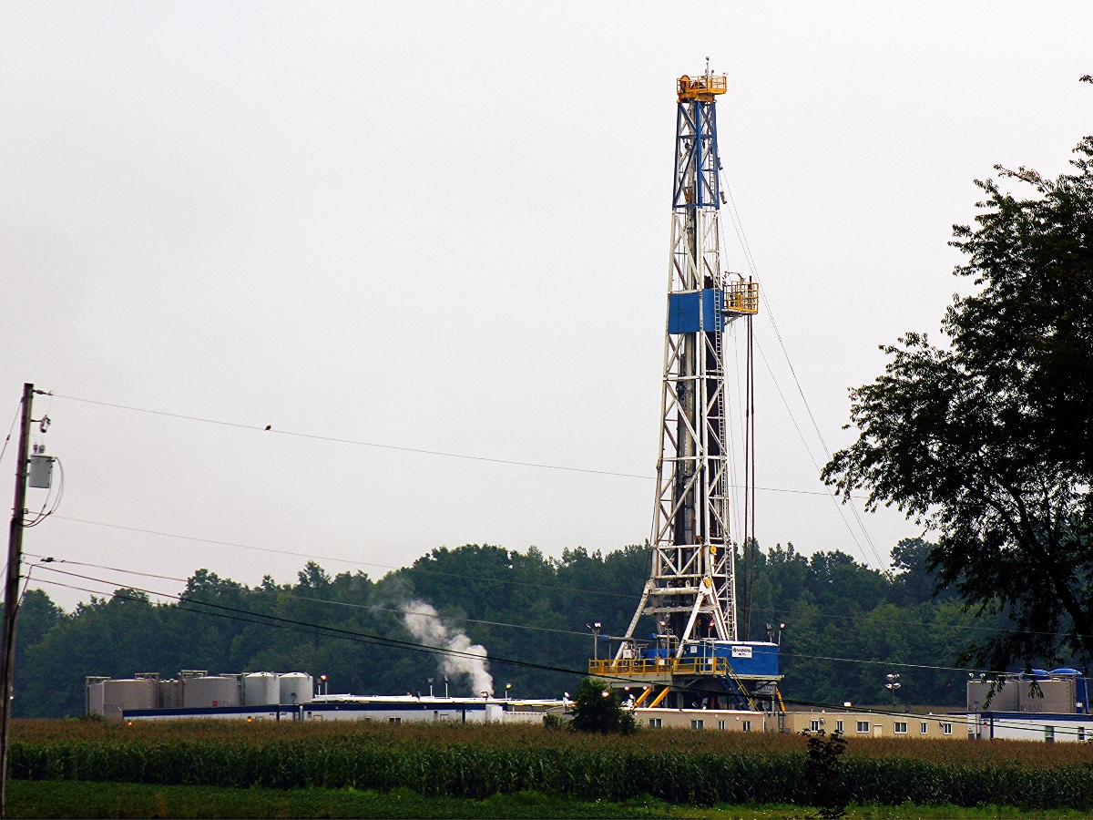 a view of a fracking rig from a distance